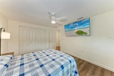 2317 S Tuttle Avenue Sarasota FL 34239