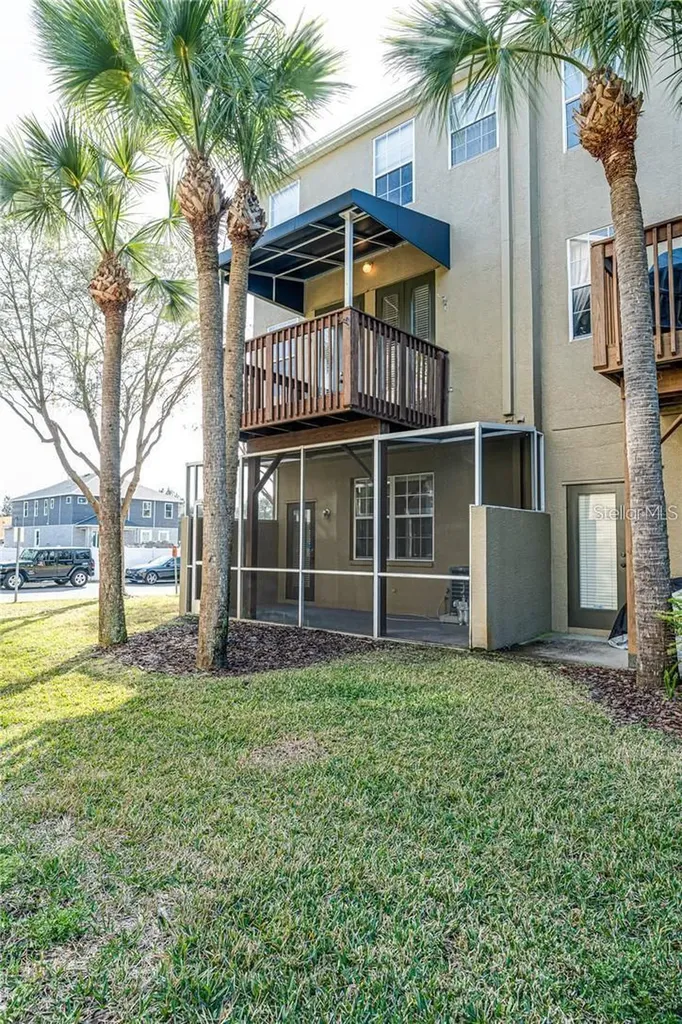 3043 Pointeview Drive Tampa FL 33611