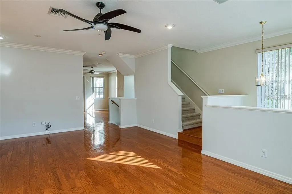 3043 Pointeview Drive Tampa FL 33611