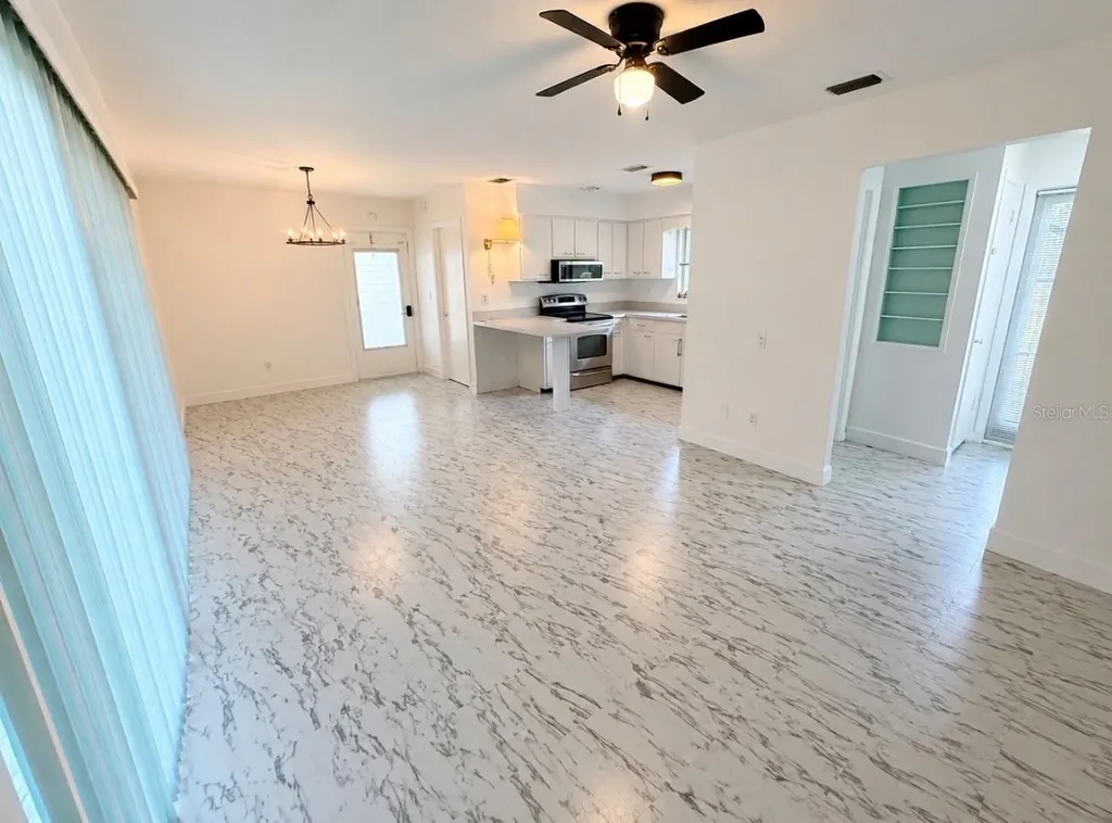 21171 SW Honeysuckle Street Dunnellon FL 34431