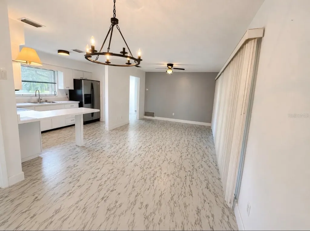 21171 SW Honeysuckle Street Dunnellon FL 34431