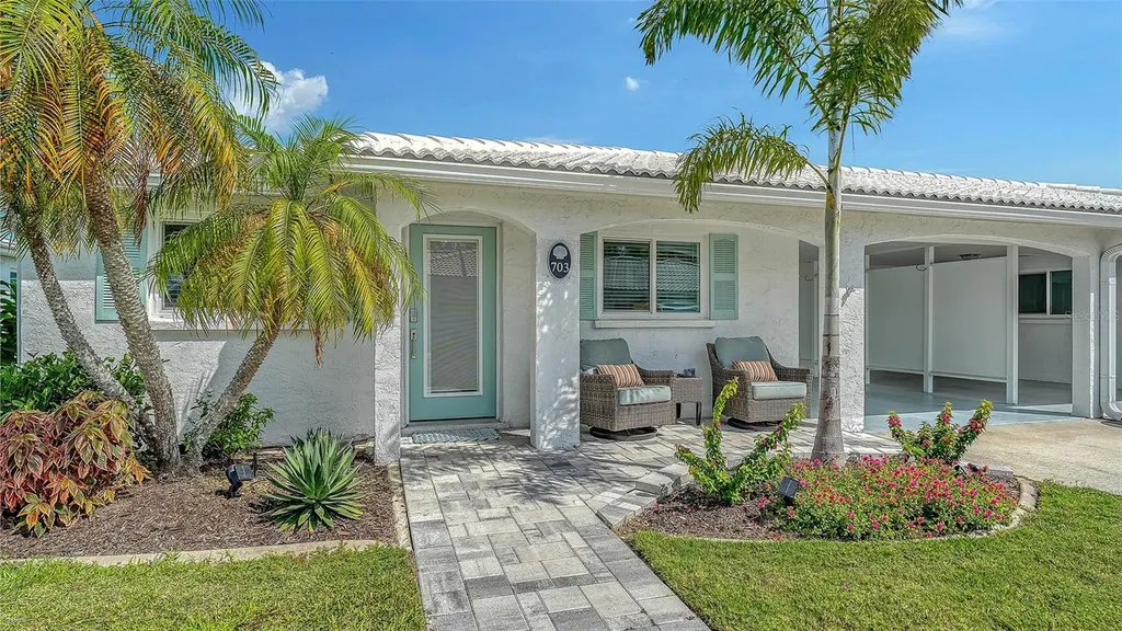 703 Spanish Drive S Longboat Key FL 34228