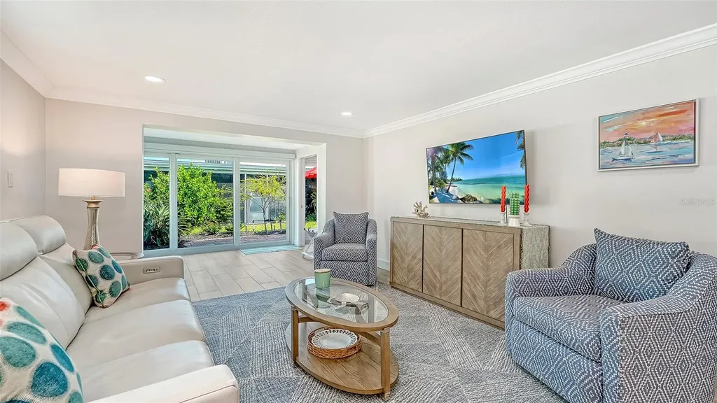 703 Spanish Drive S Longboat Key FL 34228