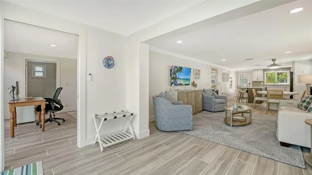703 Spanish Drive S Longboat Key FL 34228