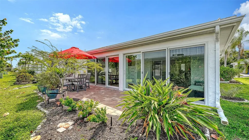 703 Spanish Drive S Longboat Key FL 34228