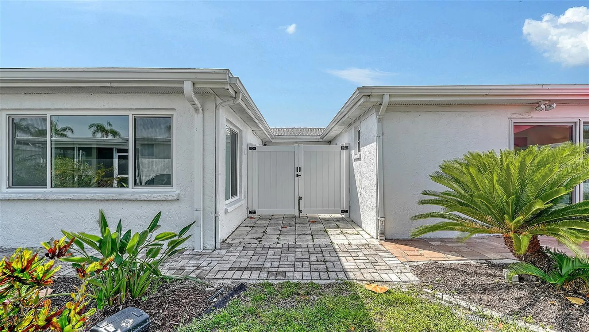 703 Spanish Drive S Longboat Key FL 34228