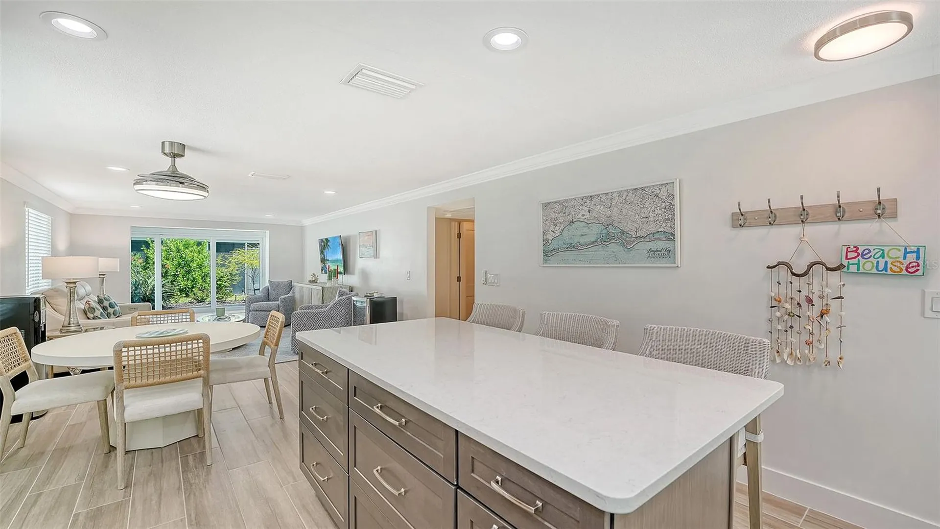 703 Spanish Drive S Longboat Key FL 34228