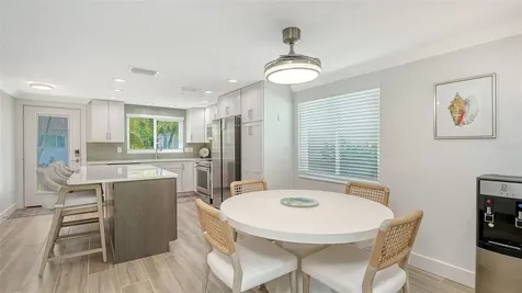 703 Spanish Drive S Longboat Key FL 34228