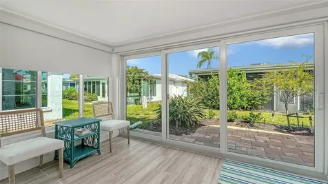 703 Spanish Drive S Longboat Key FL 34228