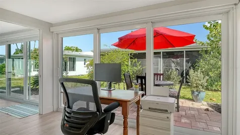 703 Spanish Drive S Longboat Key FL 34228