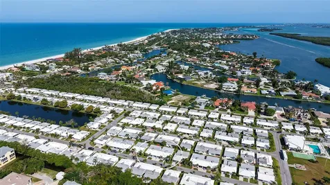 703 Spanish Drive S Longboat Key FL 34228