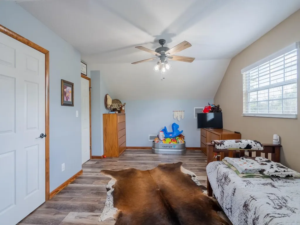 4381 NE 105th Place Anthony FL 32617