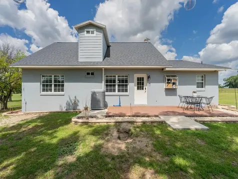 4381 NE 105th Place Anthony FL 32617