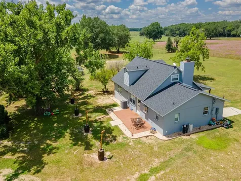 4381 NE 105th Place Anthony FL 32617