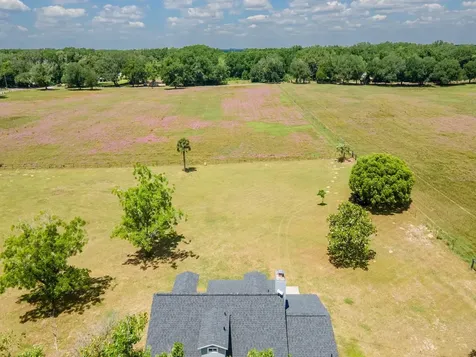 4381 NE 105th Place Anthony FL 32617