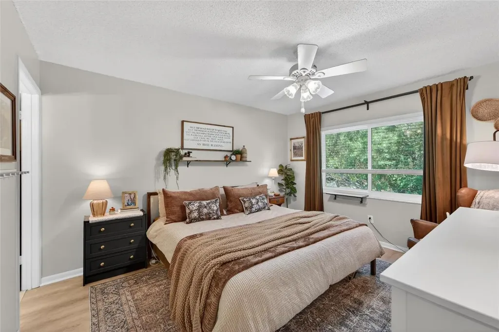 8039 Garden Drive Seminole FL 33777