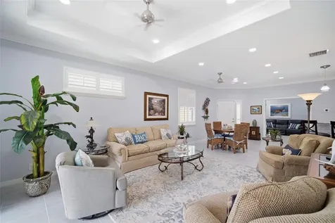 8111 Pine Crest Street Seminole FL 33777
