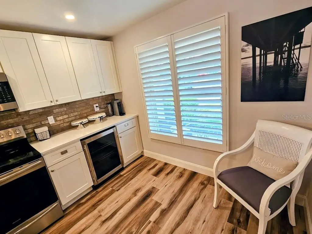 2186 Oak Grove Drive Clearwater FL 33764