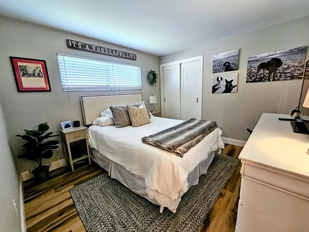 2186 Oak Grove Drive Clearwater FL 33764