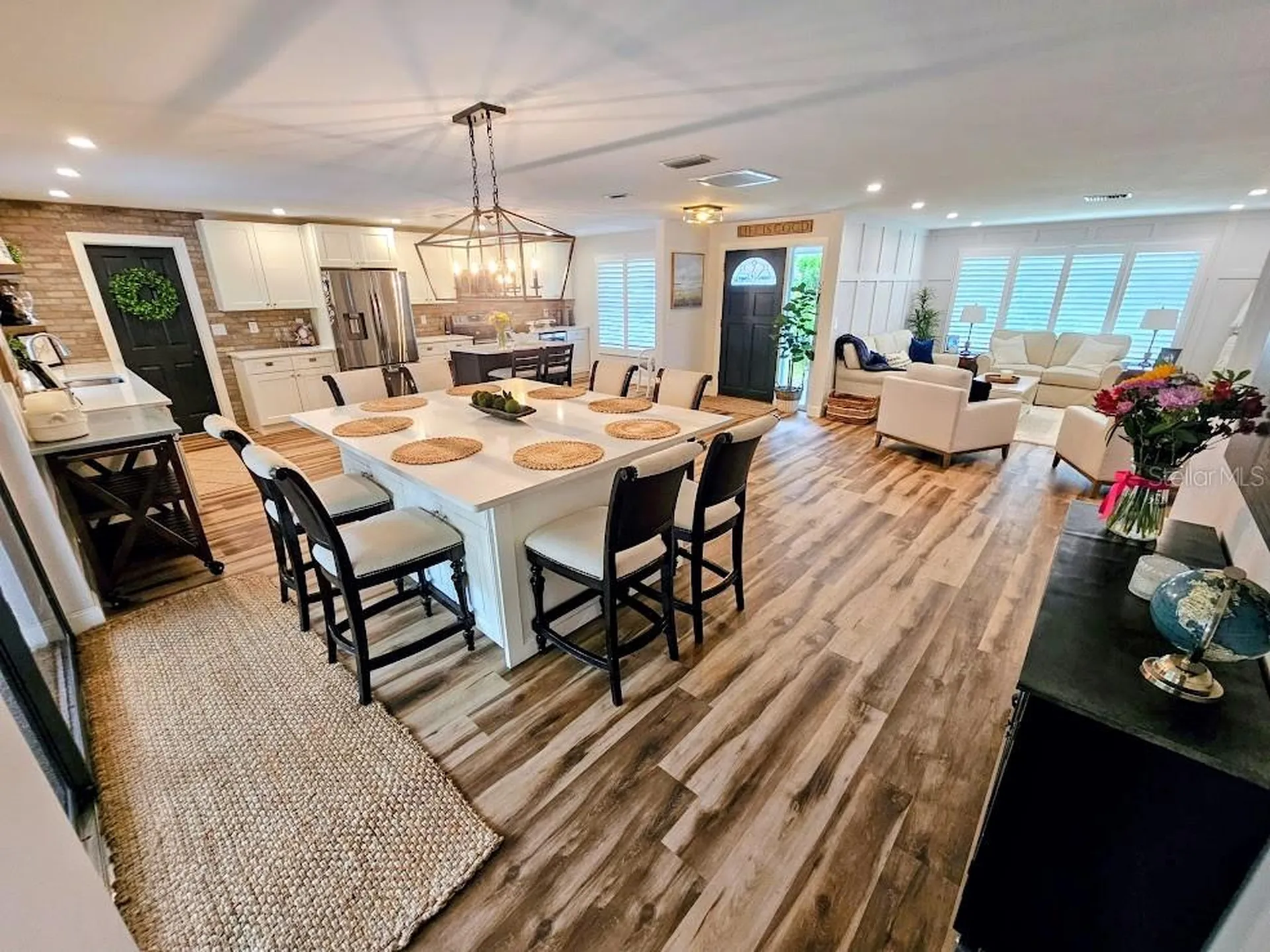 2186 Oak Grove Drive Clearwater FL 33764
