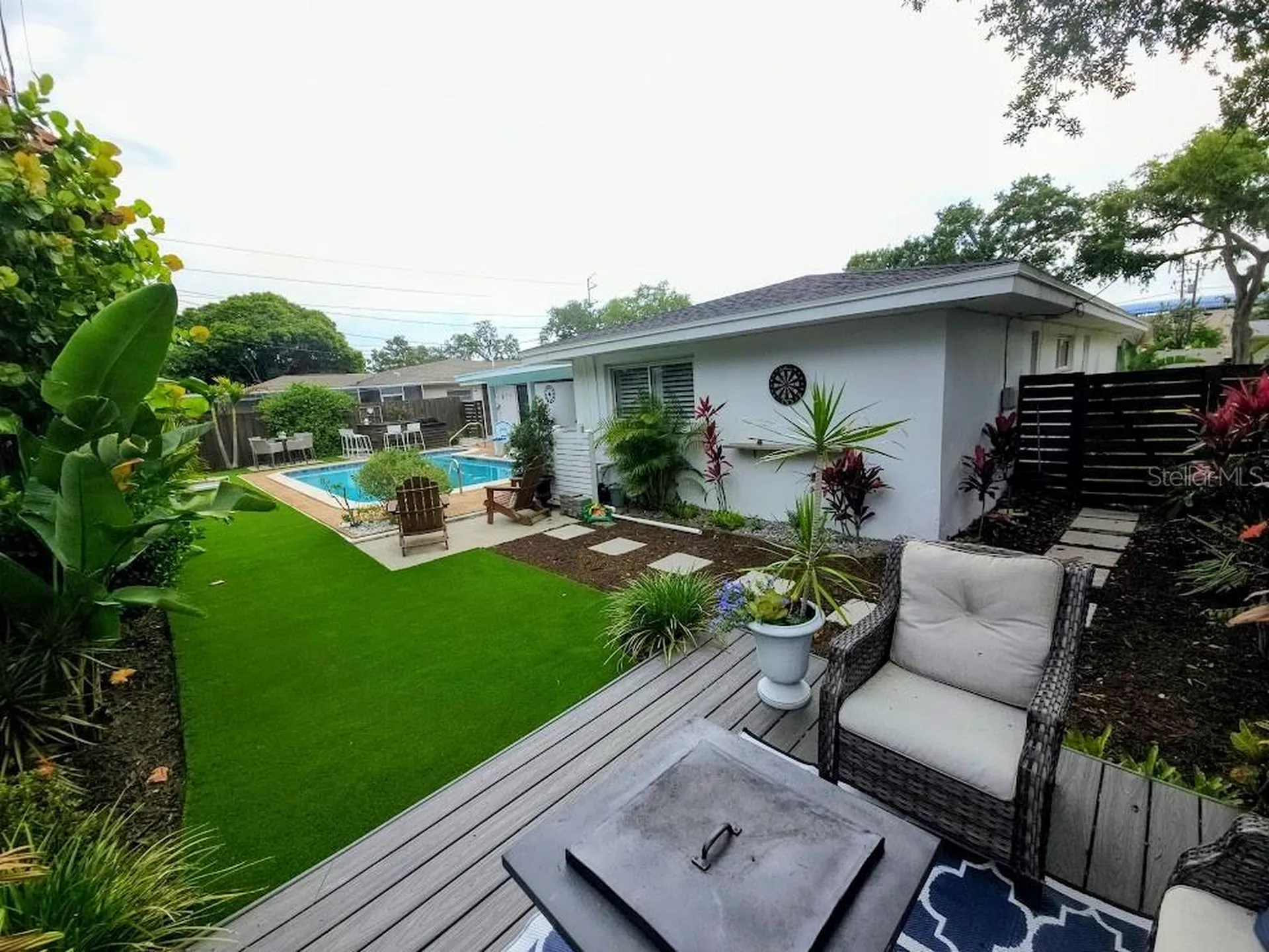 2186 Oak Grove Drive Clearwater FL 33764