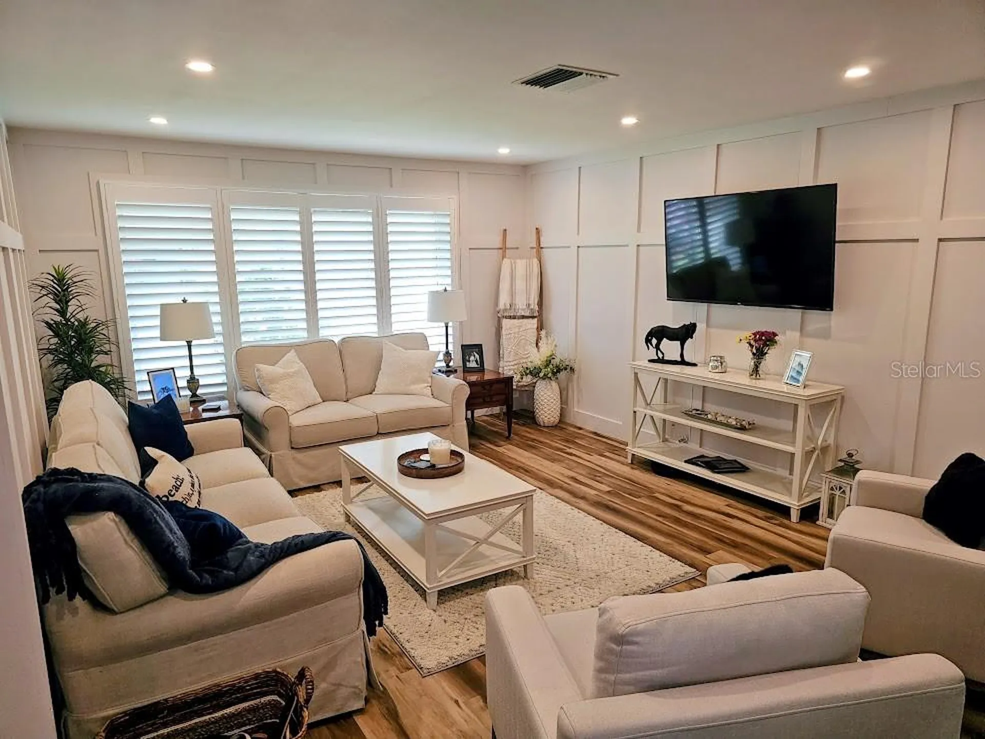 2186 Oak Grove Drive Clearwater FL 33764