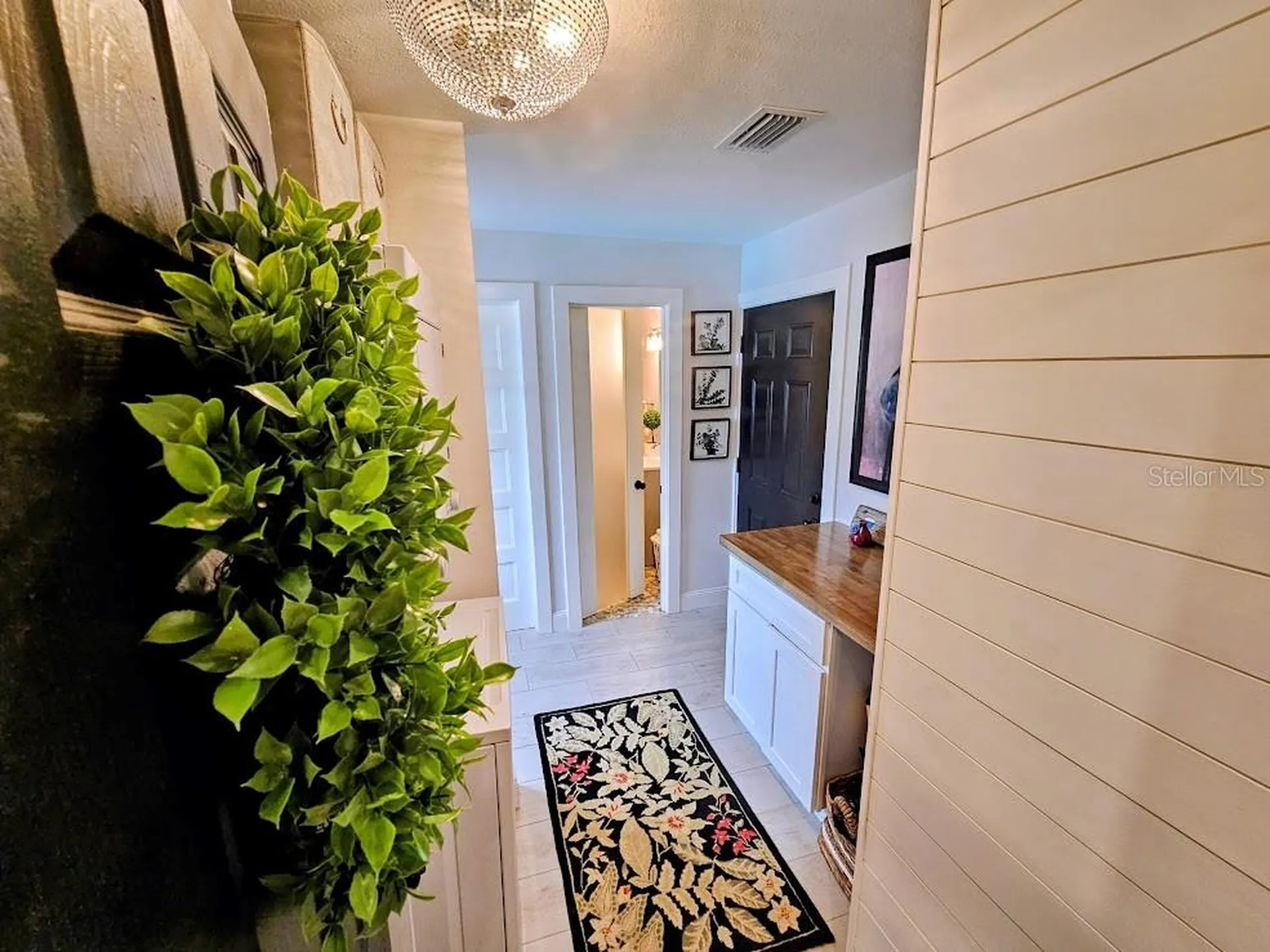 2186 Oak Grove Drive Clearwater FL 33764