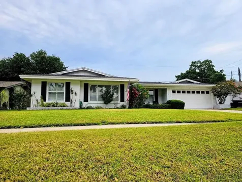 2186 Oak Grove Drive Clearwater FL 33764