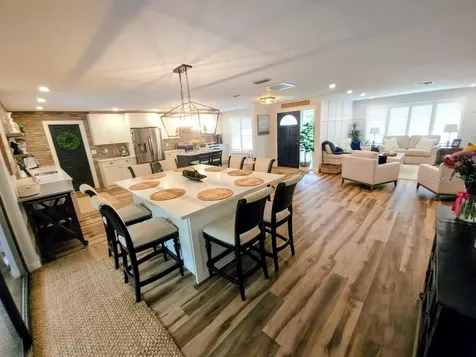 2186 Oak Grove Drive Clearwater FL 33764
