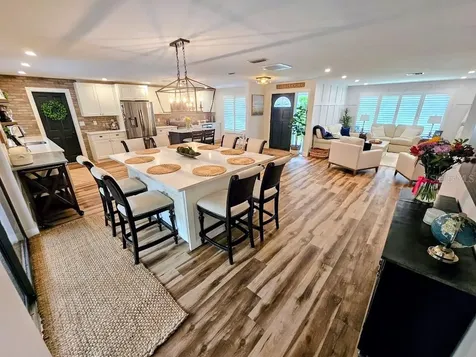 2186 Oak Grove Drive Clearwater FL 33764