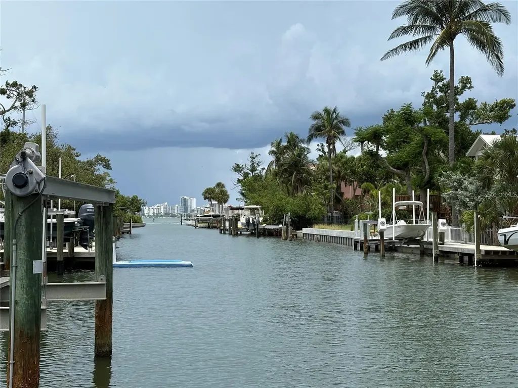3441 Gulfmead Drive Sarasota FL 34242