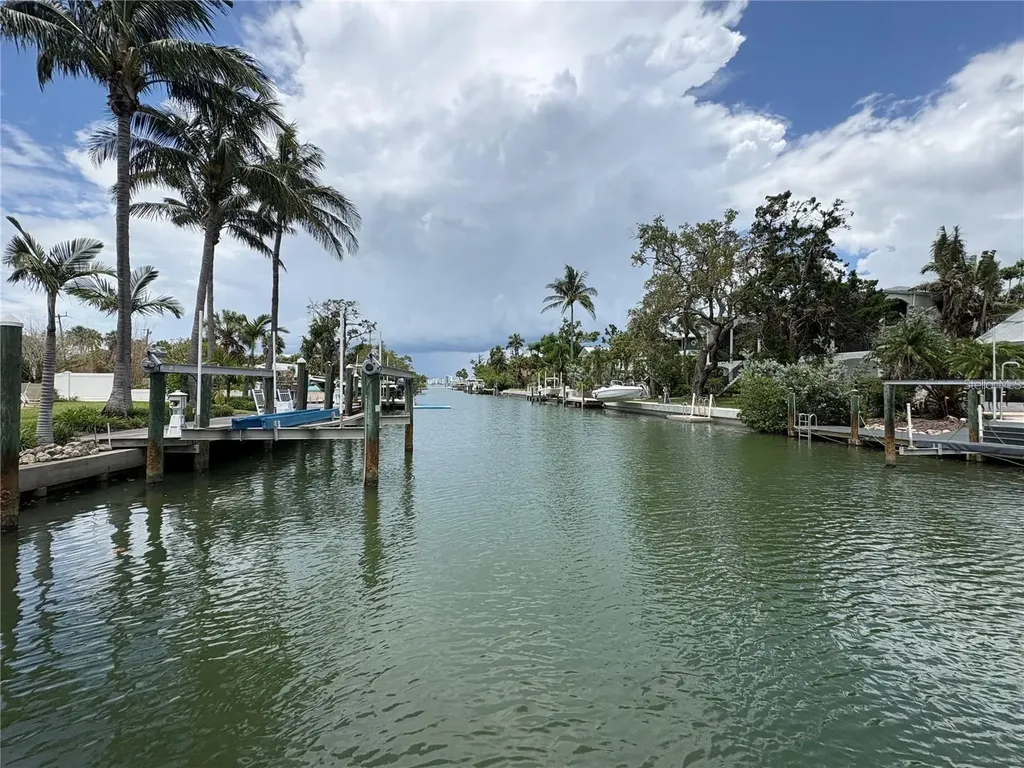 3441 Gulfmead Drive Sarasota FL 34242