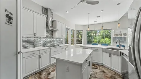 521 Chelsea Avenue Davenport FL 33837