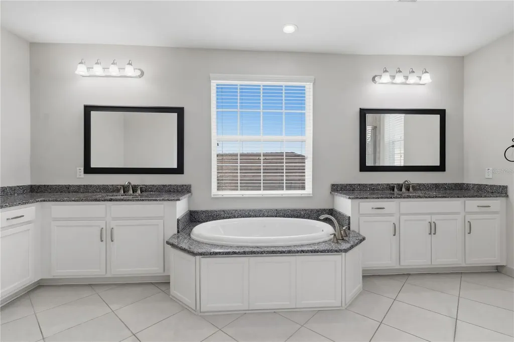 30271 Southern Wood Court Wesley Chapel FL 33543