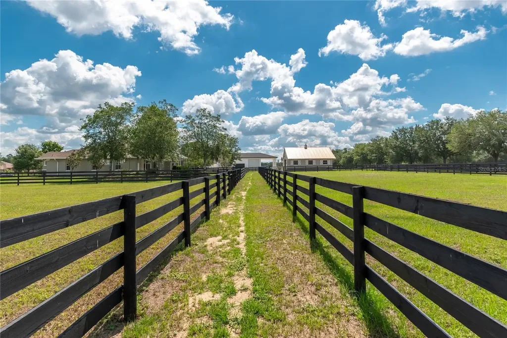 6957 NW 54th Loop Ocala FL 34482