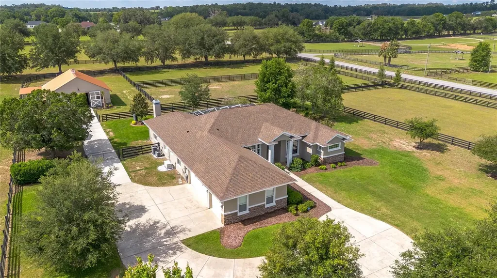 6957 NW 54th Loop Ocala FL 34482