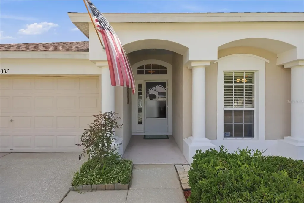 25337 Lexington Oaks Boulevard Wesley Chapel FL 33544