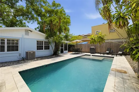 3807 W Palmira Avenue Tampa FL 33629