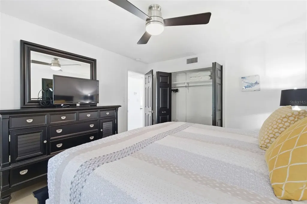 5280 Coquina Key Drive SE St Petersburg FL 33705