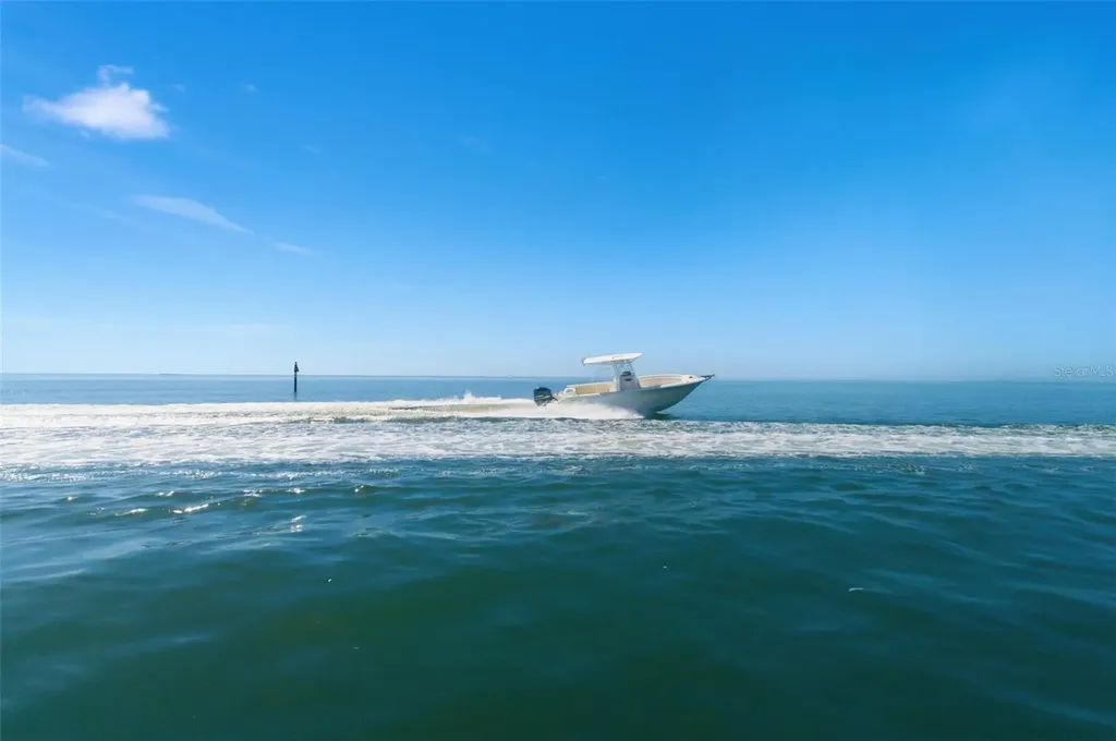 5280 Coquina Key Drive SE St Petersburg FL 33705