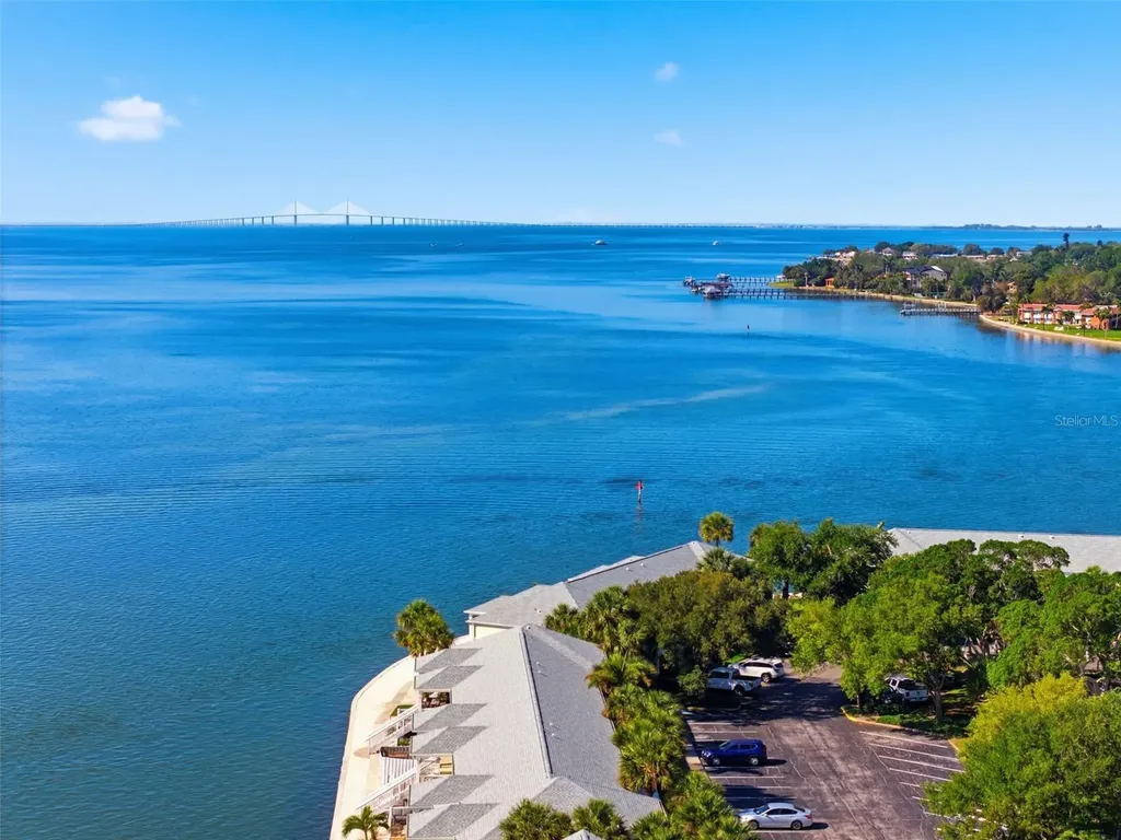 5280 Coquina Key Drive SE St Petersburg FL 33705