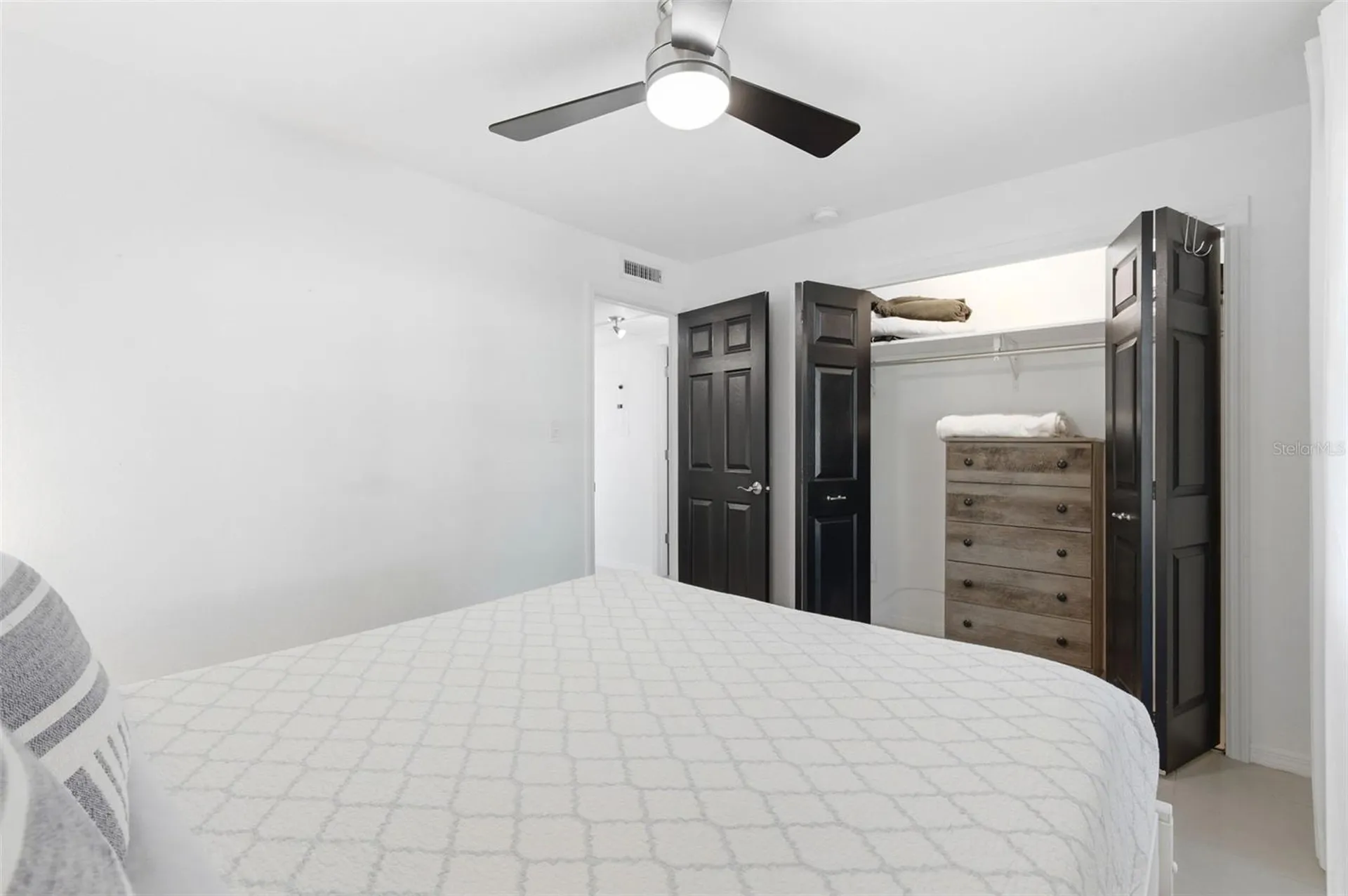 5280 Coquina Key Drive SE St Petersburg FL 33705