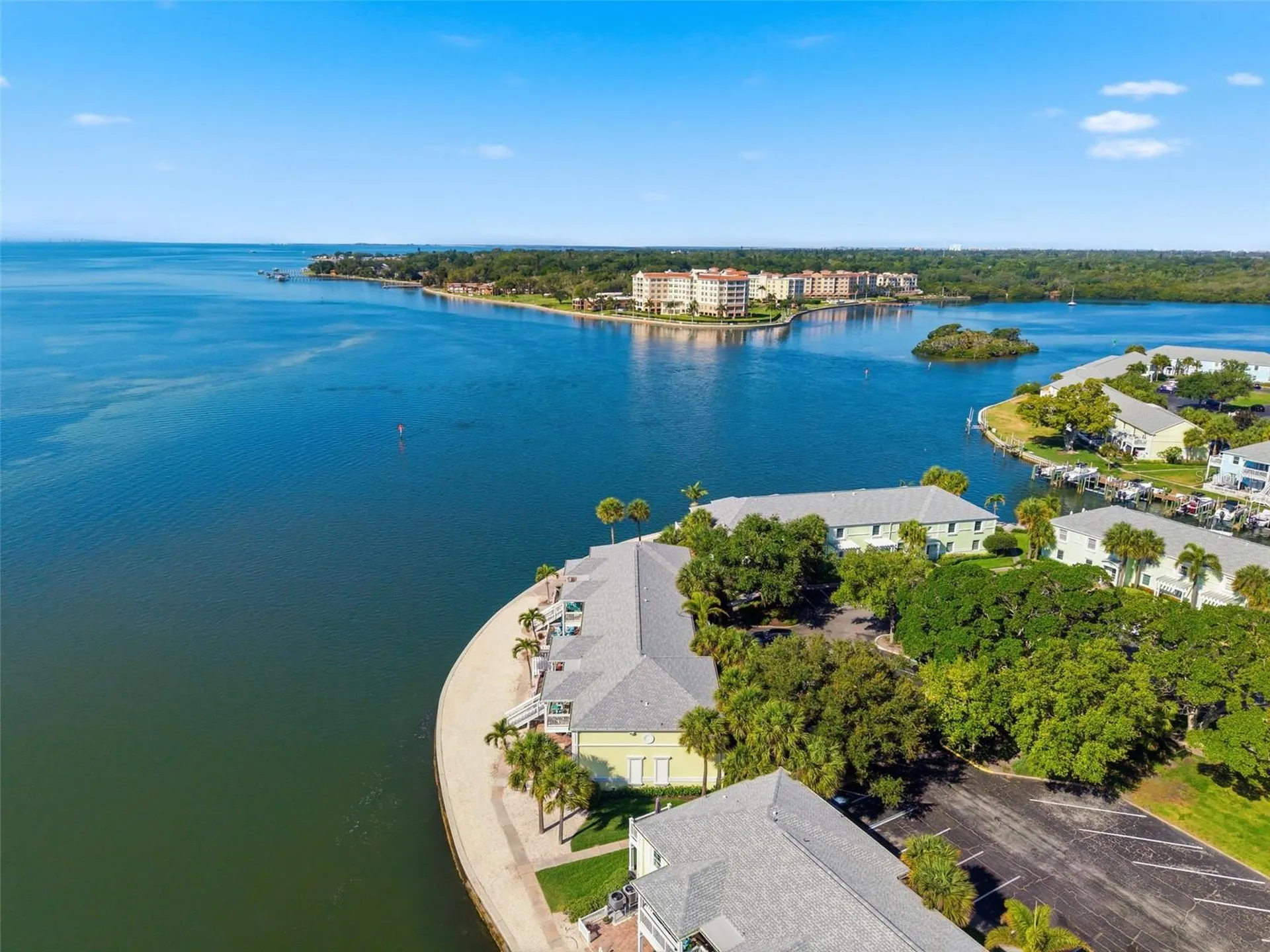 5280 Coquina Key Drive SE St Petersburg FL 33705