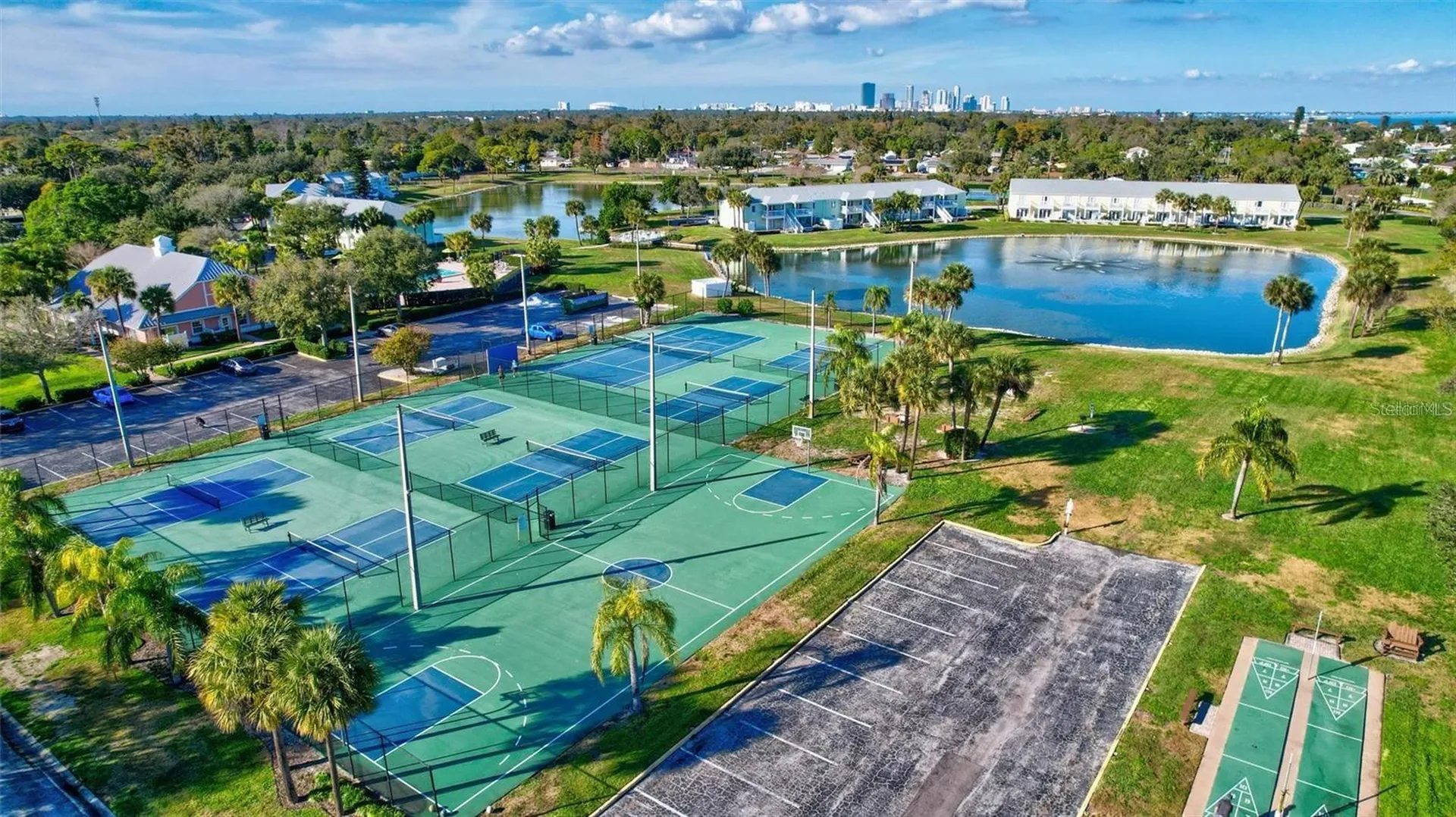 5280 Coquina Key Drive SE St Petersburg FL 33705
