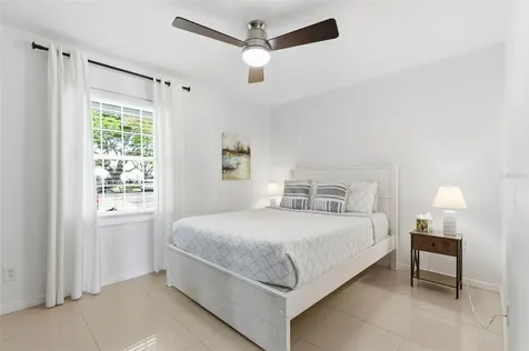 5280 Coquina Key Drive SE St Petersburg FL 33705
