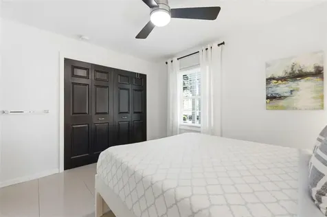 5280 Coquina Key Drive SE St Petersburg FL 33705