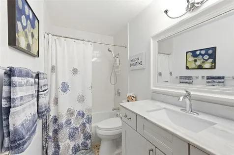 5280 Coquina Key Drive SE St Petersburg FL 33705