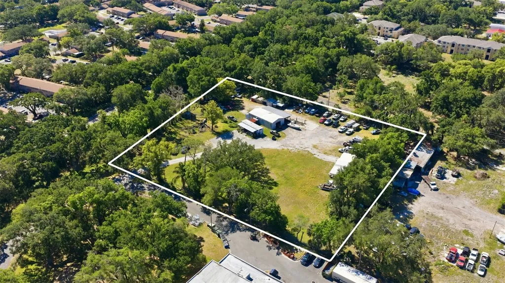 2415 E Sligh Avenue Tampa FL 33610
