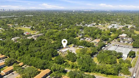 2415 E Sligh Avenue Tampa FL 33610
