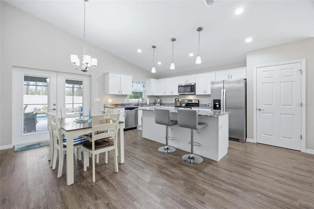 141 Fisher Way Ocklawaha FL 32179